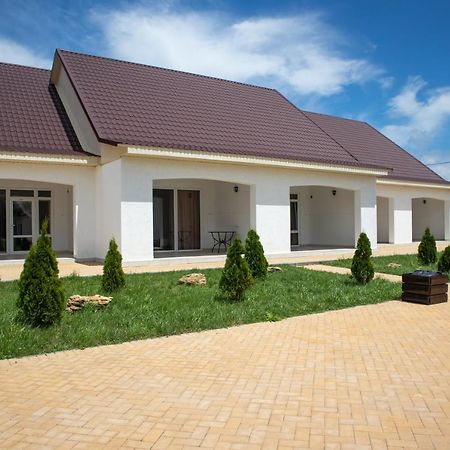База Відпочинку "Сонячна" Primorskoje Zewnętrze zdjęcie